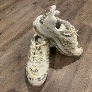 Nike Cream Sneakers with Chunky Design and Unique Speckled Pattern
